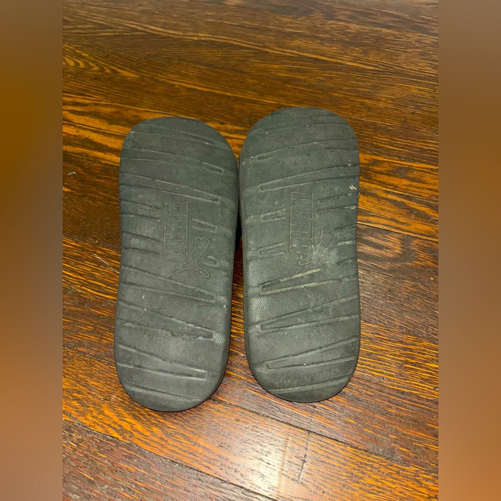 Puma Slides - Picture 2 of 2